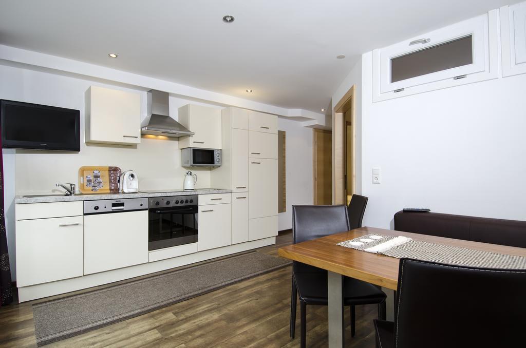 Ambiente Appartements Ischgl Bagian luar foto